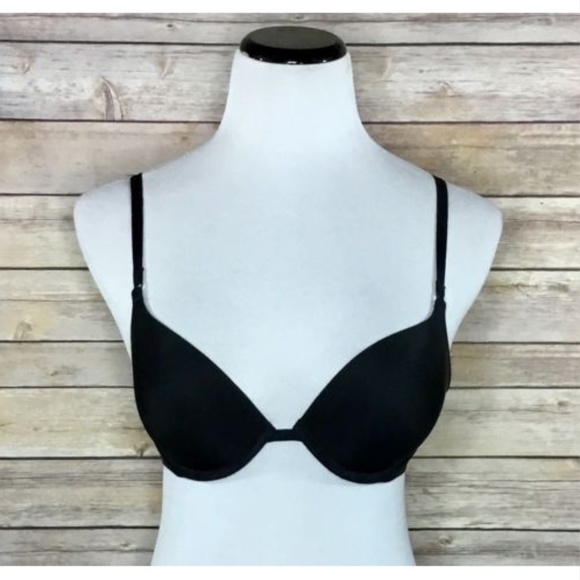 Victoria's Secret Other - Victorias Secret Womens PushUp Underwire Bra U10